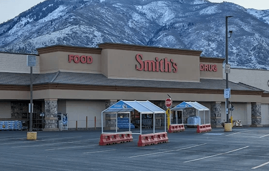 Smith's grocery store near Farmington, Utah